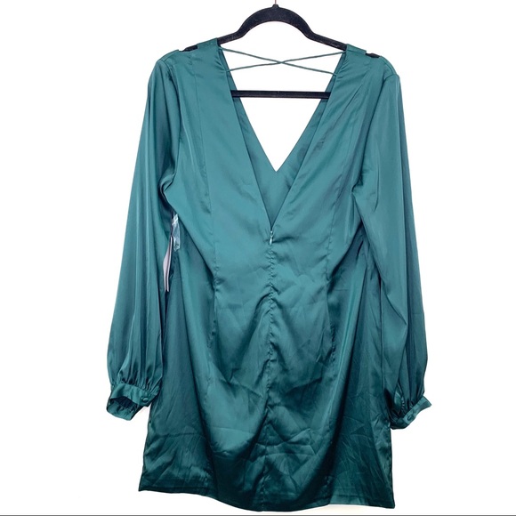 Ryse The Label Green Amanda Satin Cutout Dress - Picture 11 of 12